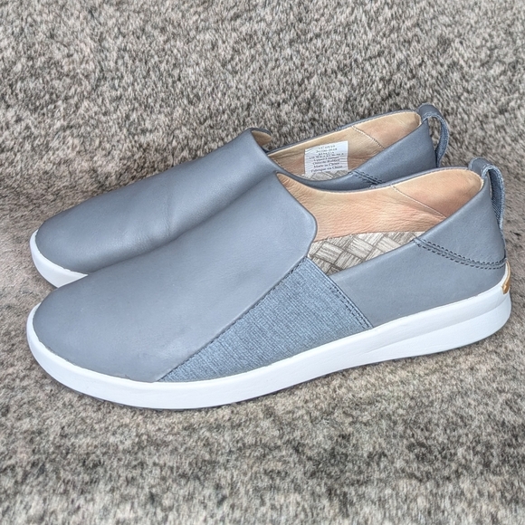 OluKai Malua Slip On Waterproof Leather Sneaker Grey Women's 8.5 - Picture 6 of 14